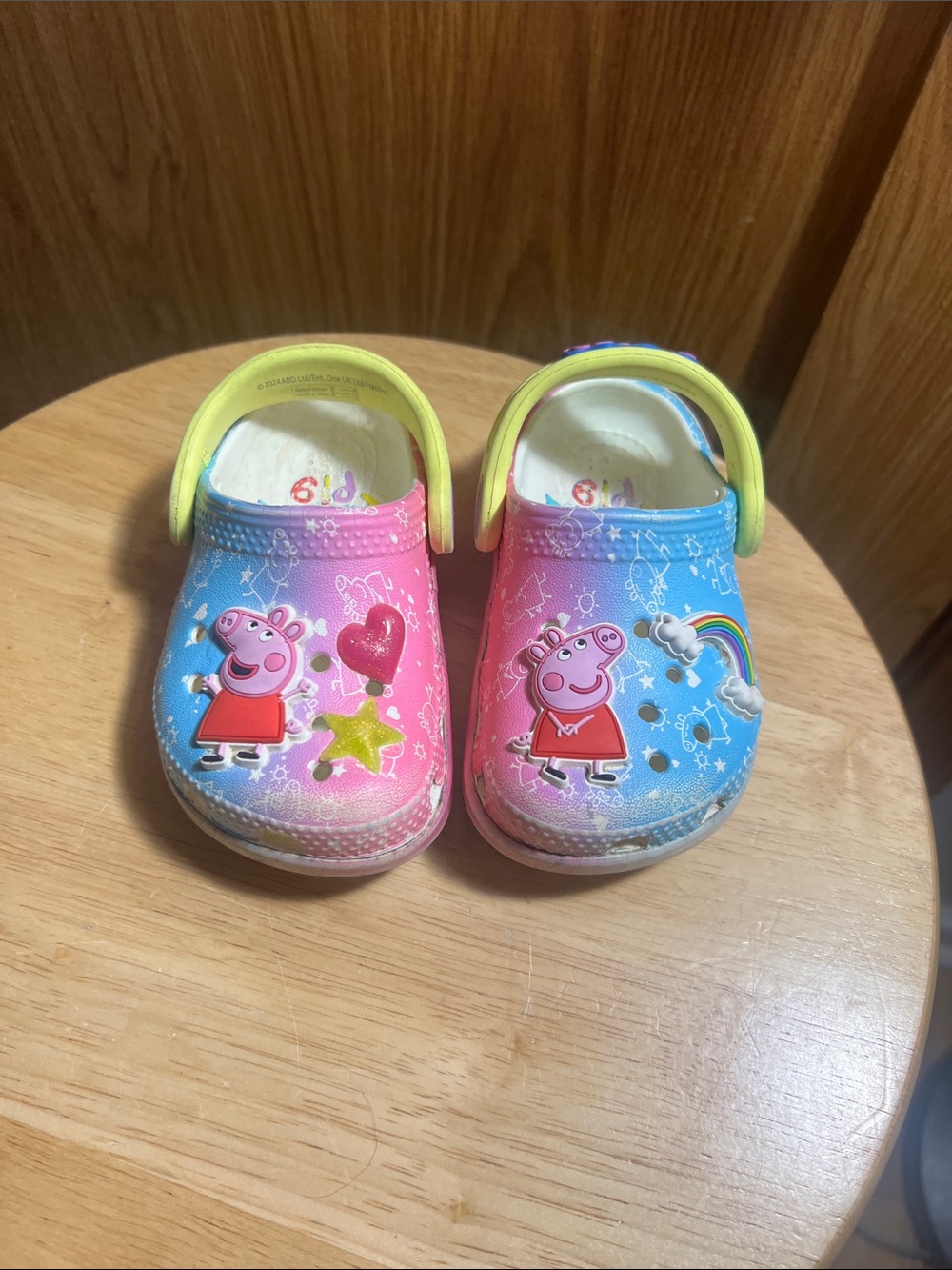 CROCS Kids Blue and Pink Gradient Peppa Pig Clogs with Yellow Strap